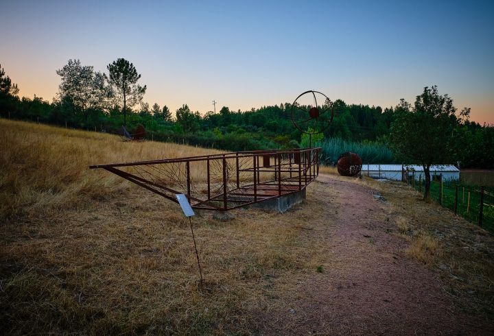  Barco de Maria Leal da Costa - Alentejo Scultpure Park - caminho pedestre